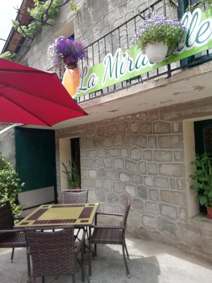 La Mirabelle-Casteil Country House ξενώνας Εξωτερικό φωτογραφία